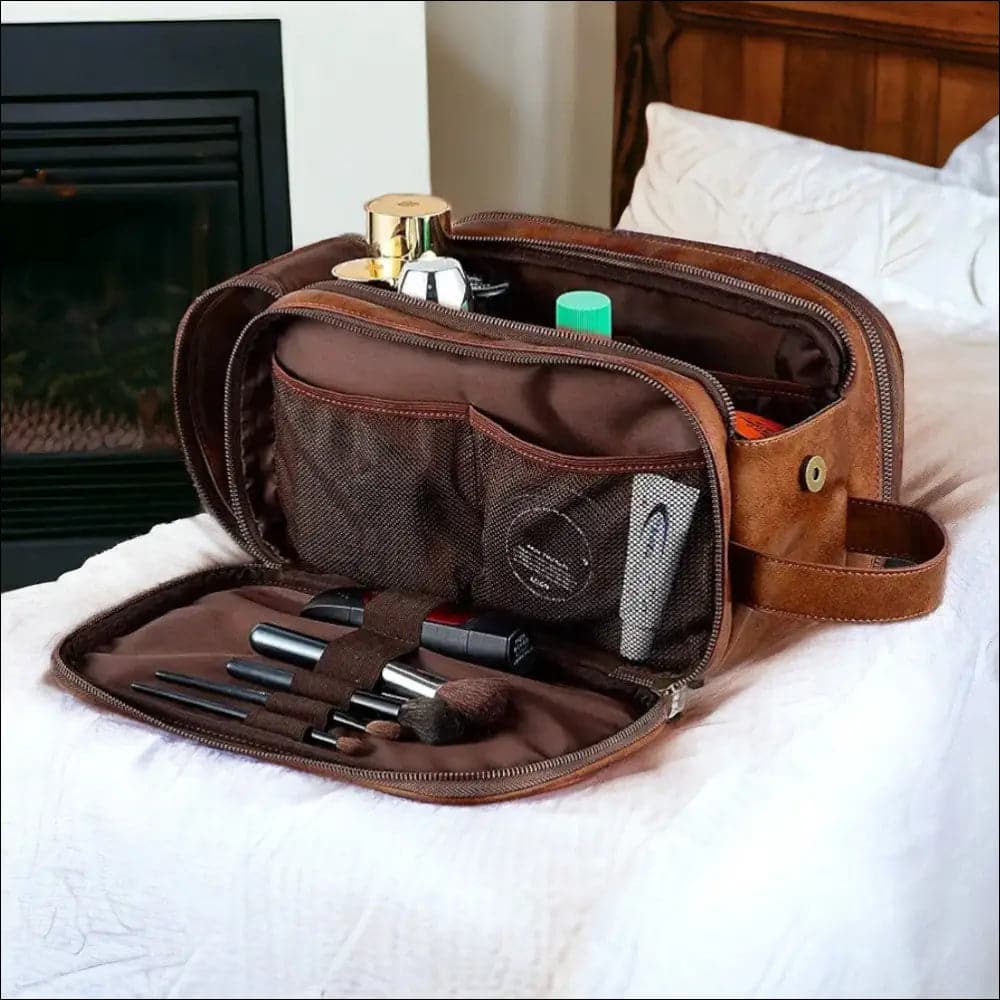 Trousse De Toilette Brun Complète Pour Homme